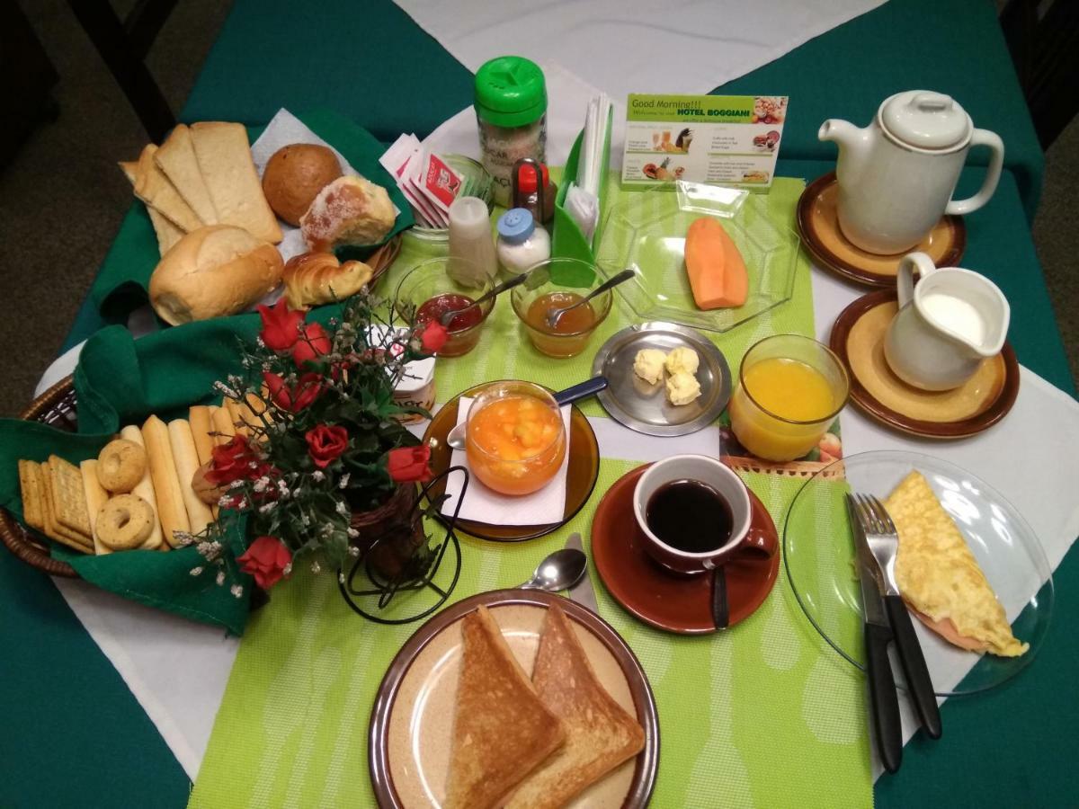 Hotel Boggiani อะซุนซิออง ภายนอก รูปภาพ
