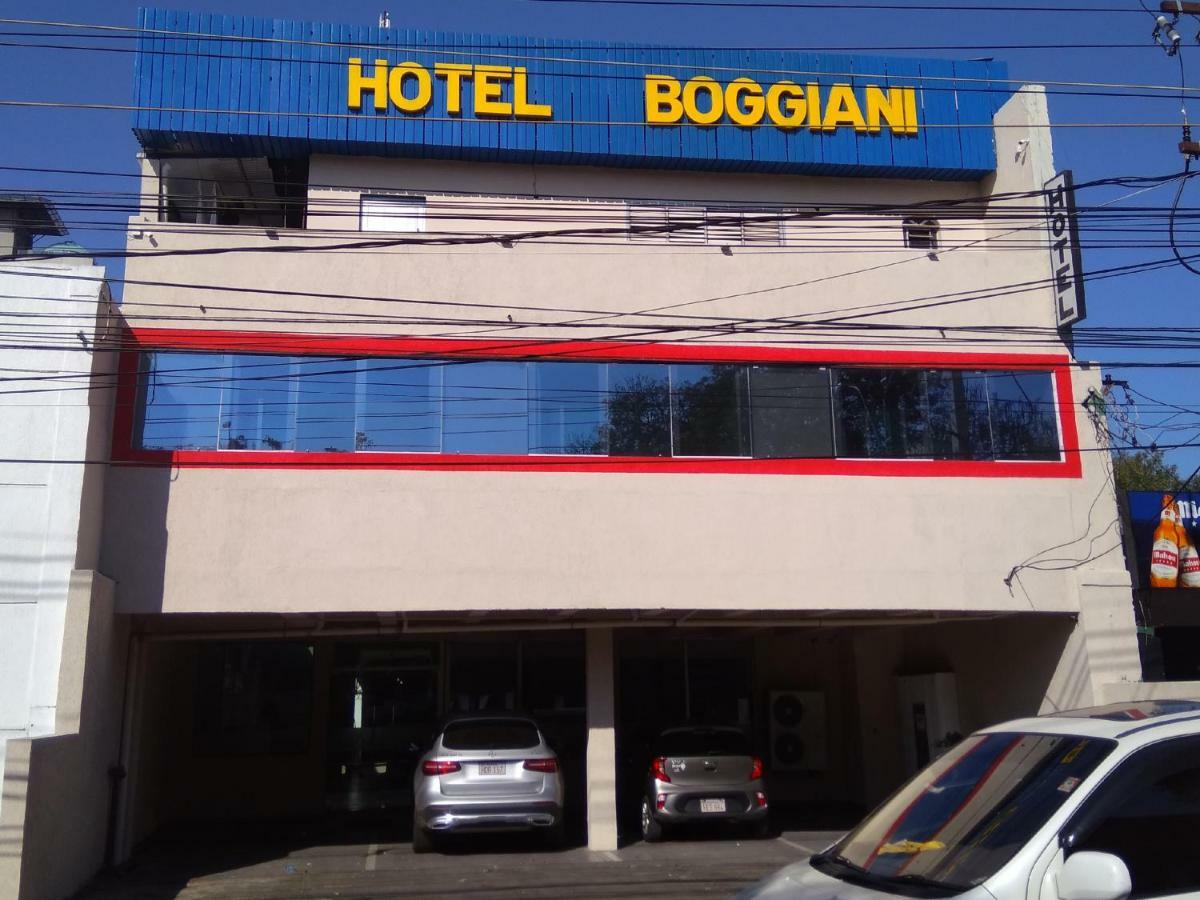 Hotel Boggiani อะซุนซิออง ภายนอก รูปภาพ